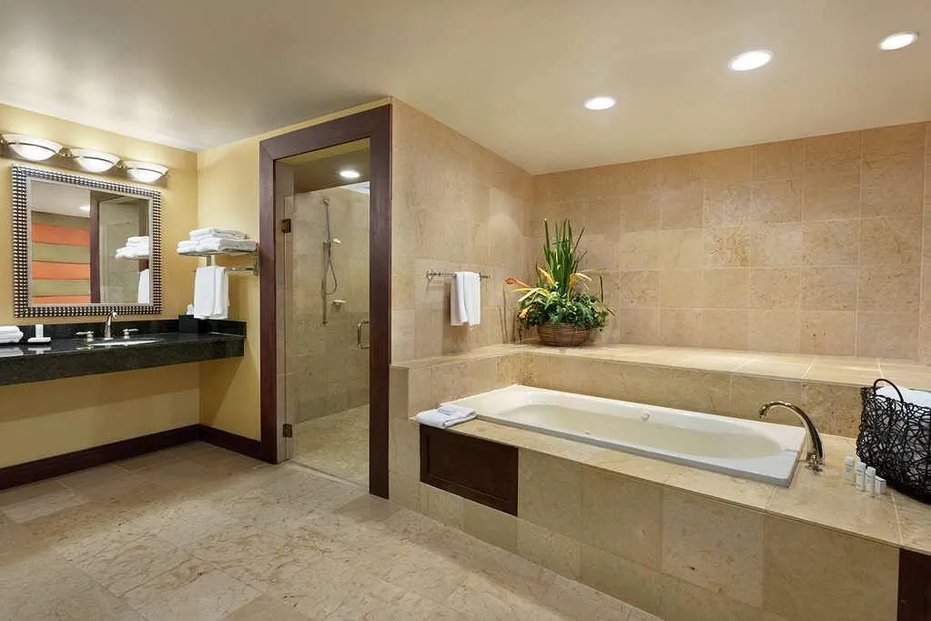 Image of Embassy Suites by Hilton Huntsville with hot tub in room