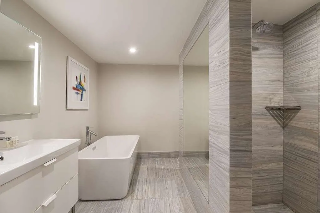 Image of B Ocean Resort Fort Lauderdale with hot tub in room