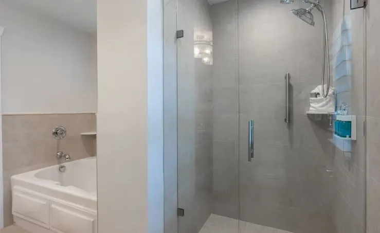 Image of Islander Resort with hot tub in room