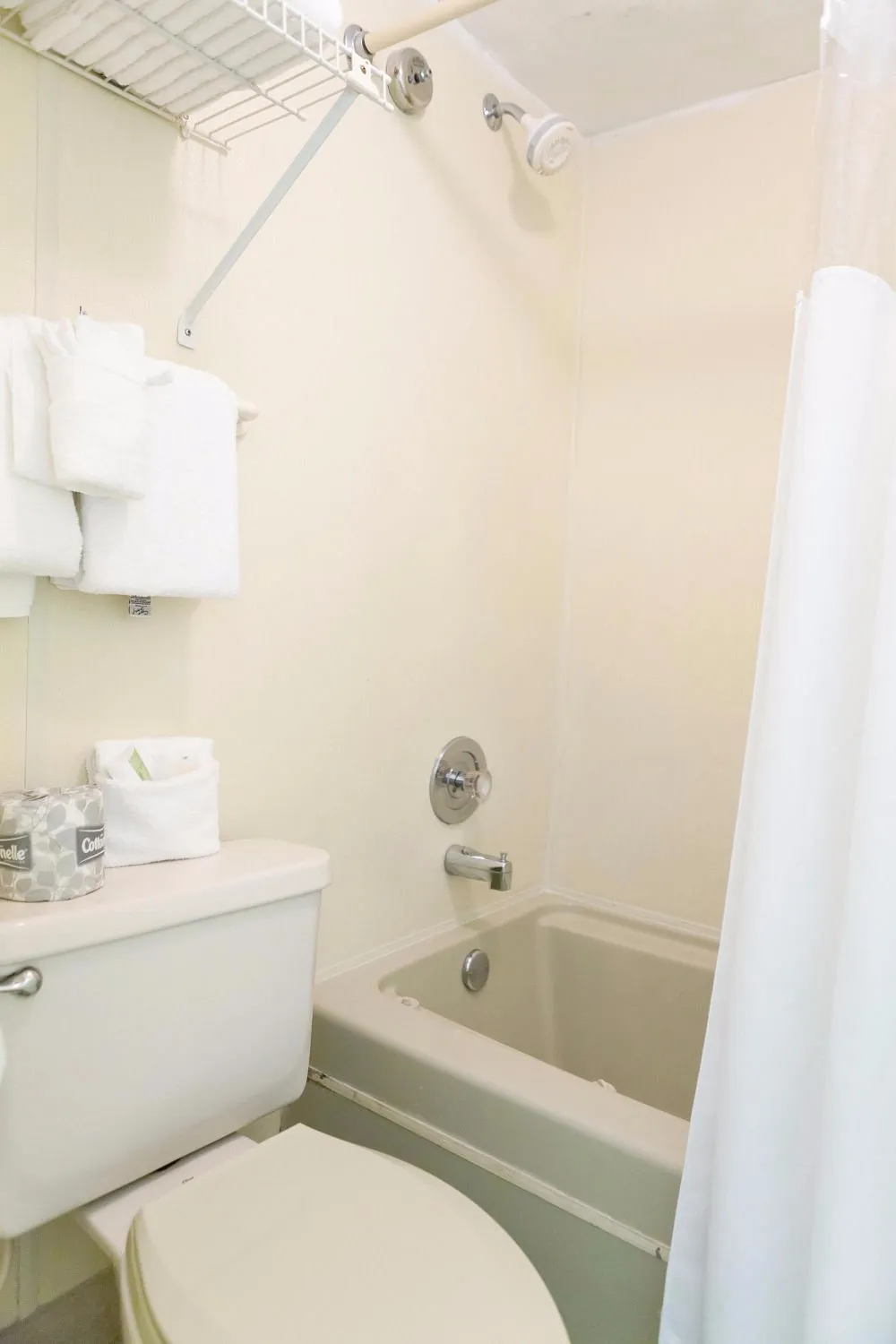 Image of Marina Del Mar Resort & Marina with hot tub in room