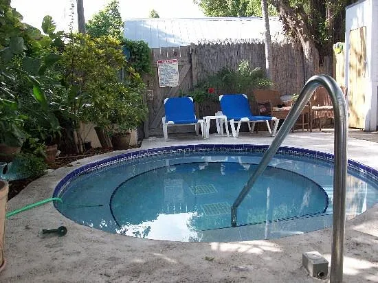 Image of Seascape Tropical Inn with hot tub in room