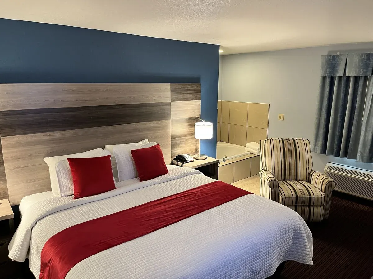 Image of Garnett Hotel & RV Park with hot tub in room