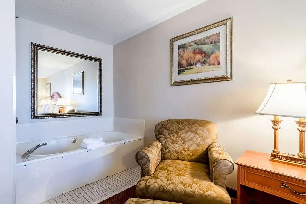 Image of Quality Inn with hot tub in room