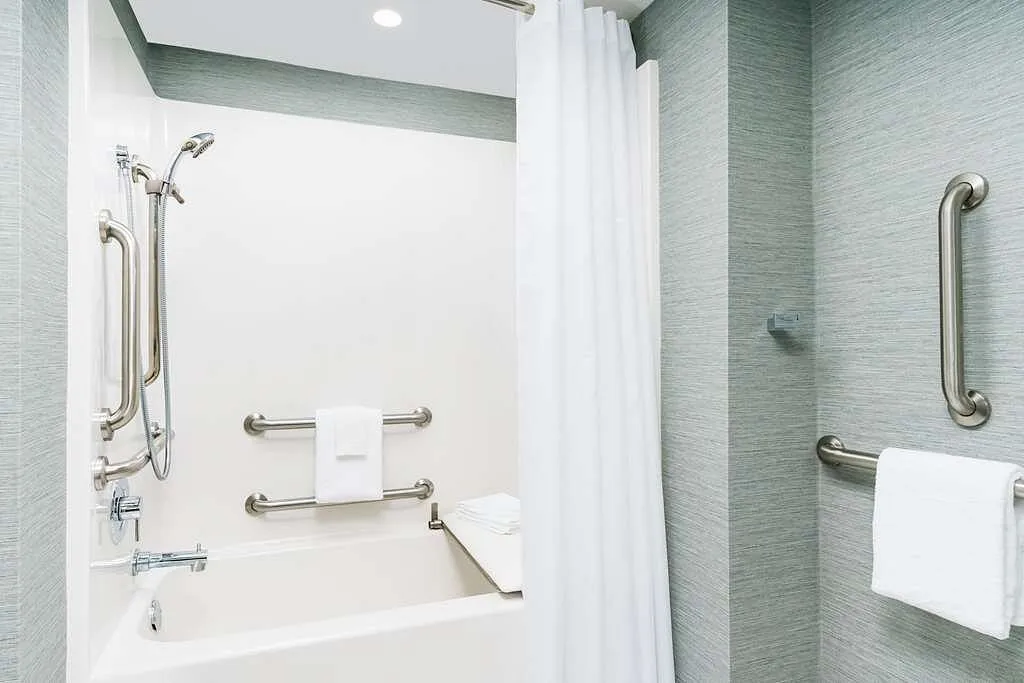 Image of Homewood Suites by Hilton Myrtle Beach Oceanfront with hot tub in room