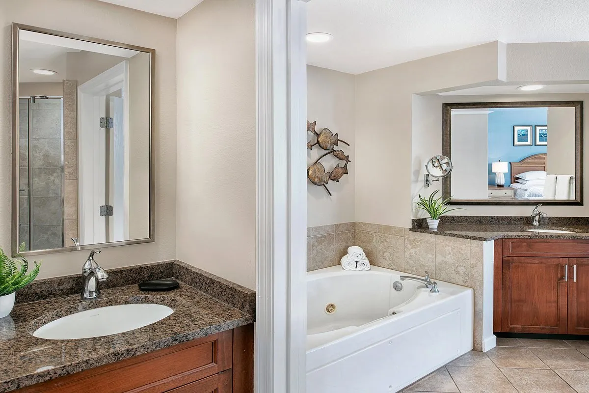 Image of Sheraton Broadway Resort Villas with hot tub in room